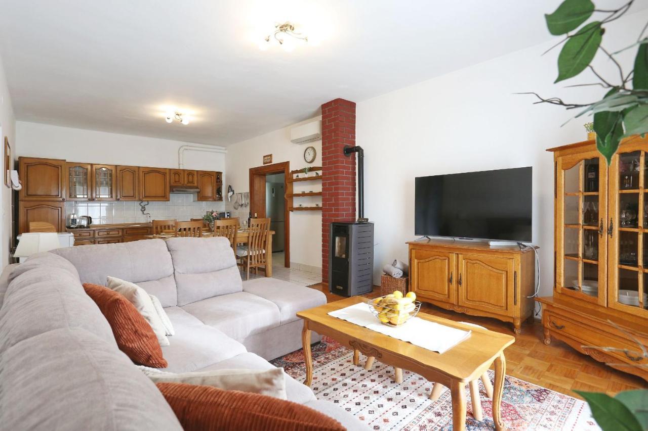 Seaview Apartment Aida Posedarje Luaran gambar
